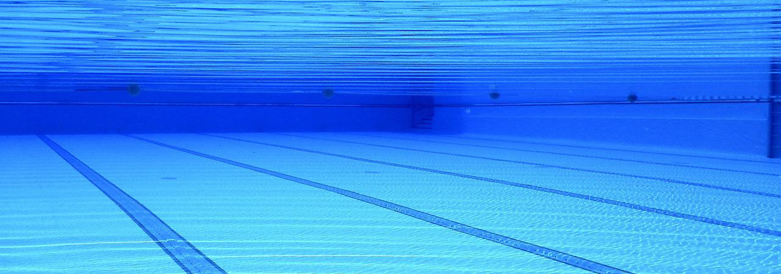 Titel unter Wasser